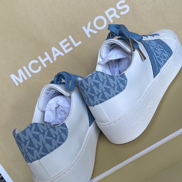 Michael Kors Poppy Stripe Lace Up Nappa Faux Leather WMNS Chambray - Picture 14 of 16